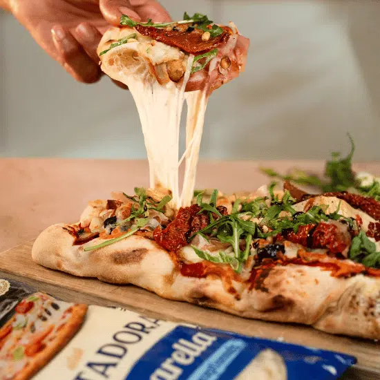 pinsa-romana-mozza-cantadora